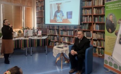 2 DZIEN FERII W BIBLIOTECE - SPOTKANIE Z PANEM STANISŁAWEM KAŁUCKIM